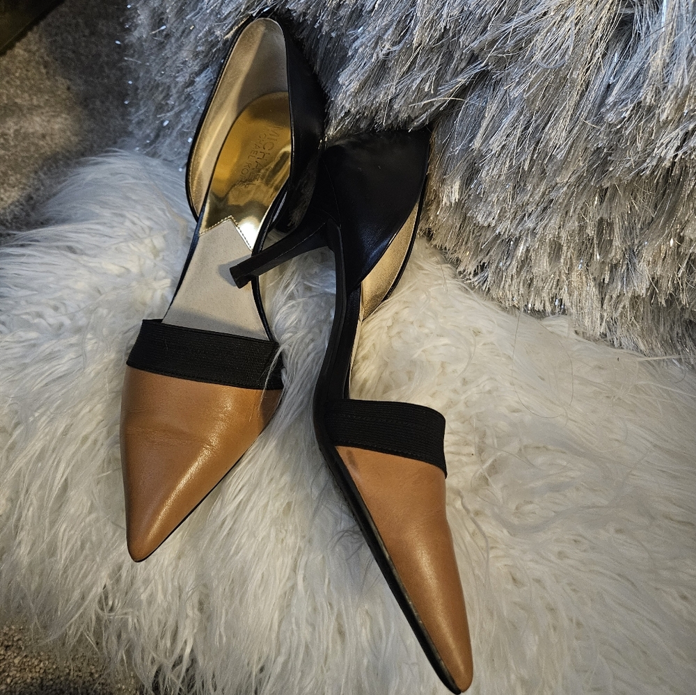 Elegant Black and Tan Women's Heels